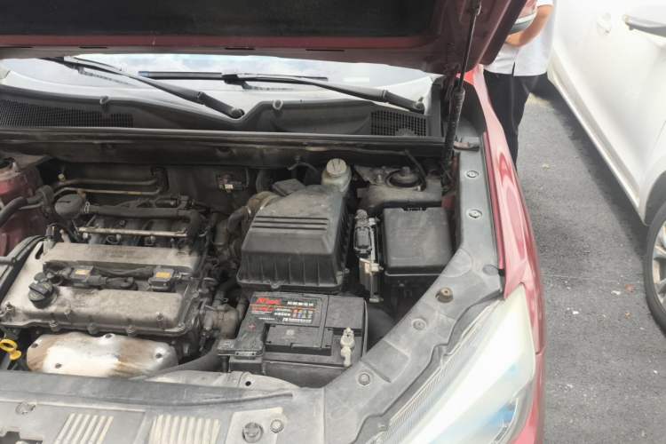 Used CHANGAN CS75 2014 2.0L Manual Luxury Version China IV Standard Engine Bay Left