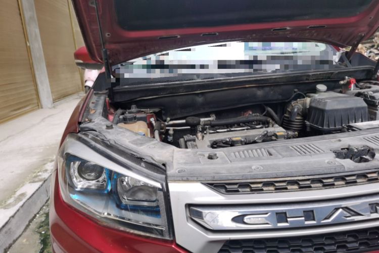 Used CHANGAN CS75 2014 2.0L Manual Leading Version China IV Standard Engine Bay Right