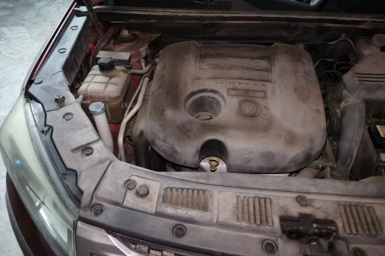 Used CHANGAN CS75 2014 1.8T Automatic Prestige Model China V Standard Engine Bay Right