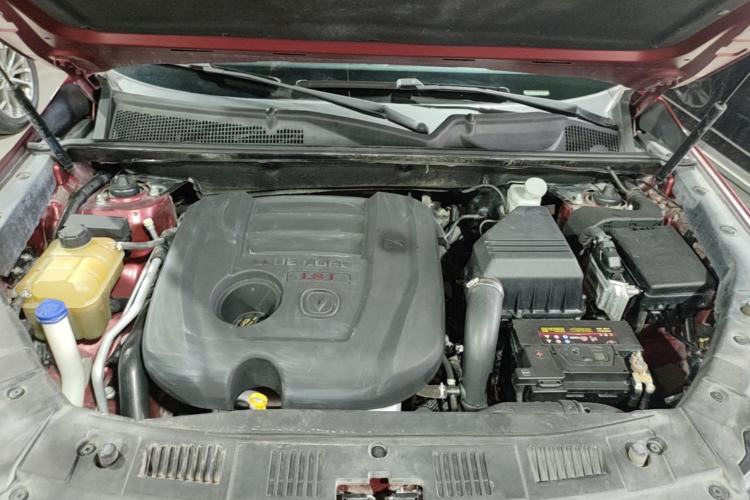 Used CHANGAN CS75 2014 1.8T Automatic Elite Model China IV Standard Engine Bay