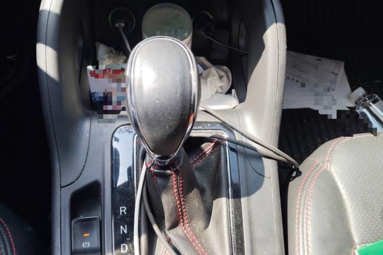 Used CHANGAN CS75 2014 1.8T Automatic Prestige Model China V Standard Gear Lever