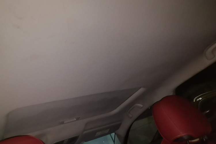 Used CHANGAN CS75 2014 2.0L Manual Luxury Version China IV Standard Headliner