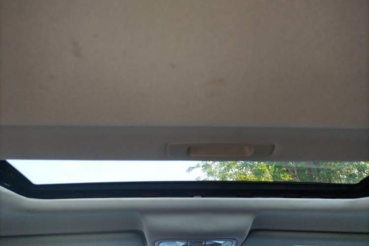 Used CHANGAN CS75 2014 1.8T Automatic Elite Model China IV Standard Headliner