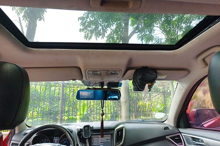 Used CHANGAN CS75 2014 1.8T Automatic Elite Model China IV Standard Headliner
