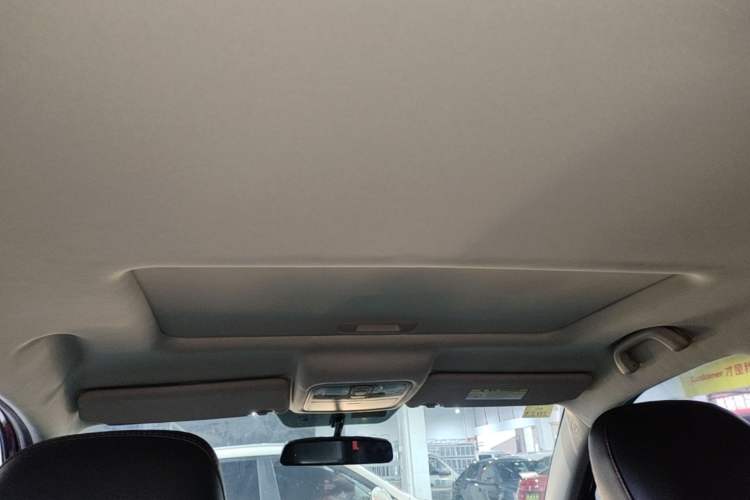Used CHANGAN CS75 2014 1.8T Automatic Elite Model China IV Standard Headliner