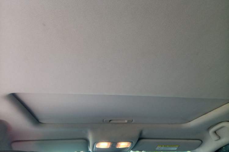 Used CHANGAN CS75 2014 1.8T Automatic Elite Version China V Standard Headliner