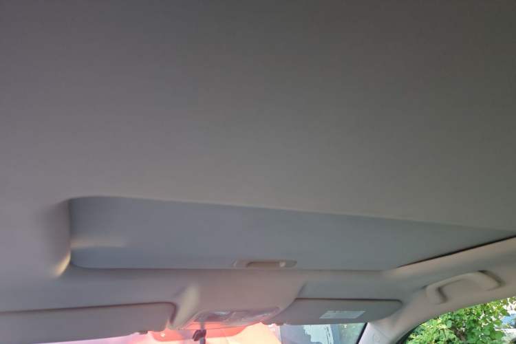 Used CHANGAN CS75 2014 1.8T Automatic Elite Version China V Standard Headliner