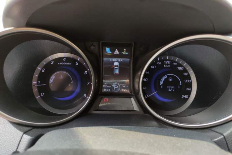 Used CHANGAN CS75 2014 1.8T Automatic Elite Version China V Standard Instrument Cluster