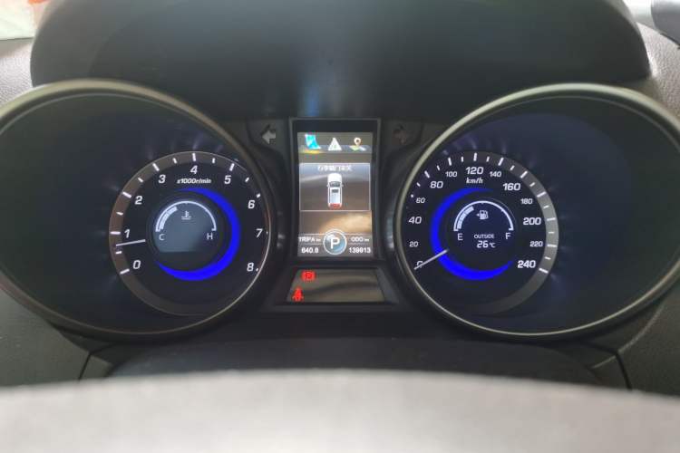 Used CHANGAN CS75 2014 1.8T Automatic Elite Version China V Standard Instrument Cluster