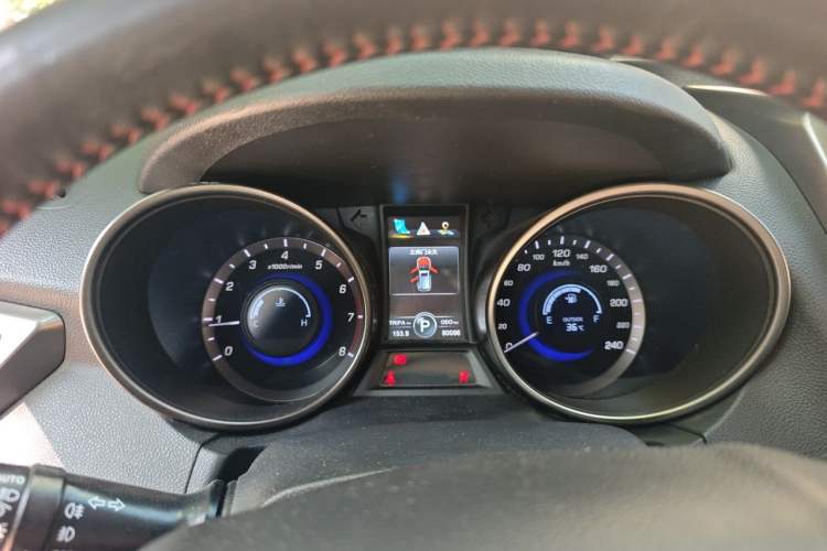 Used CHANGAN CS75 2014 1.8T Automatic Prestige Model China IV Standard Instrument Cluster