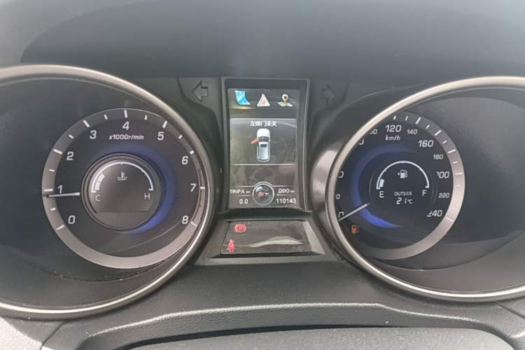 Used CHANGAN CS75 2014 2.0L Manual Luxury Version China IV Standard Instrument Cluster