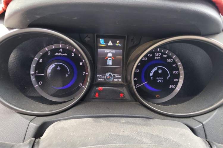 Used CHANGAN CS75 2014 2.0L Manual Luxury Version China IV Standard Instrument Cluster