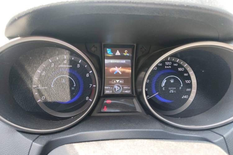 Used CHANGAN CS75 2014 1.8T Automatic Prestige Model China V Standard Instrument Cluster