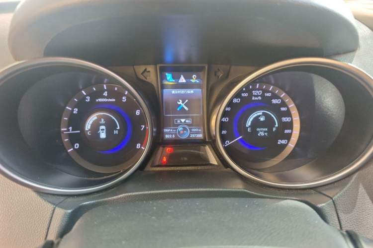 Used CHANGAN CS75 2014 2.0L Manual Luxury Version China IV Standard Instrument Cluster