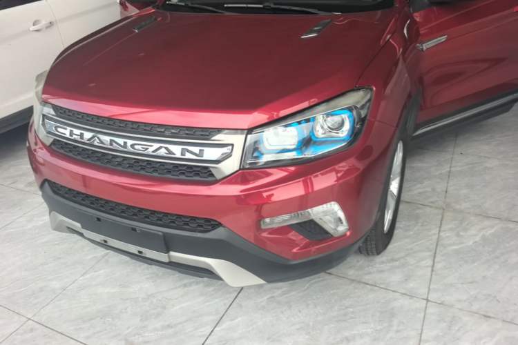 Used CHANGAN CS75 2014 1.8T Automatic Elite Model China IV Standard Left Front Headlight