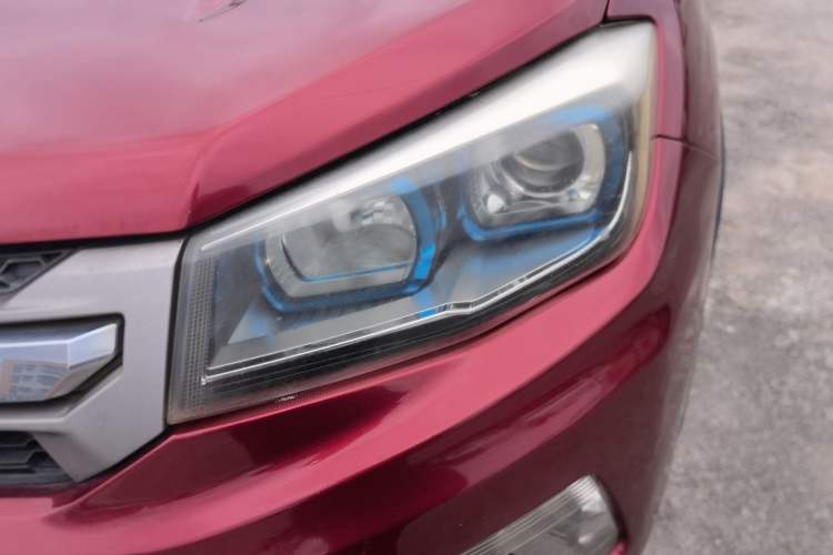 Used CHANGAN CS75 2014 2.0L Manual Leading Version China IV Standard Left Front Headlight