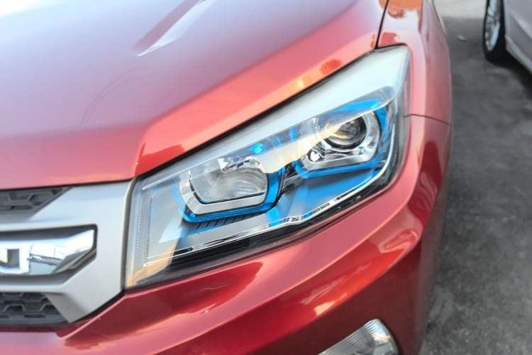 Used CHANGAN CS75 2014 1.8T Automatic Prestige Model China IV Standard Left Front Headlight