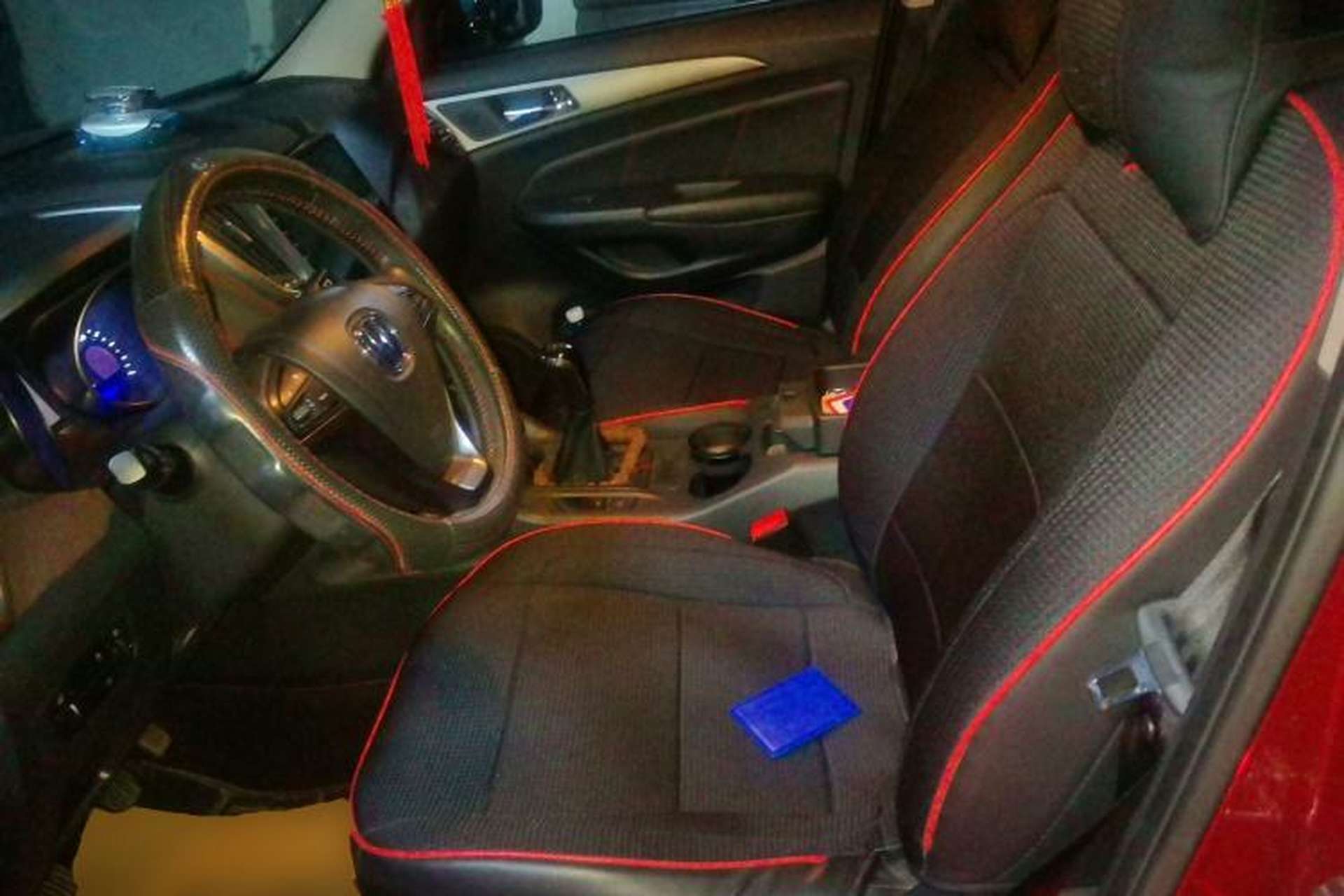 Used CHANGAN CS75 2014 2.0L Manual Luxury Version China IV Standard Left Front Seat