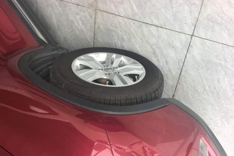 Used CHANGAN CS75 2014 1.8T Automatic Elite Model China IV Standard Left Front Wheel Hub