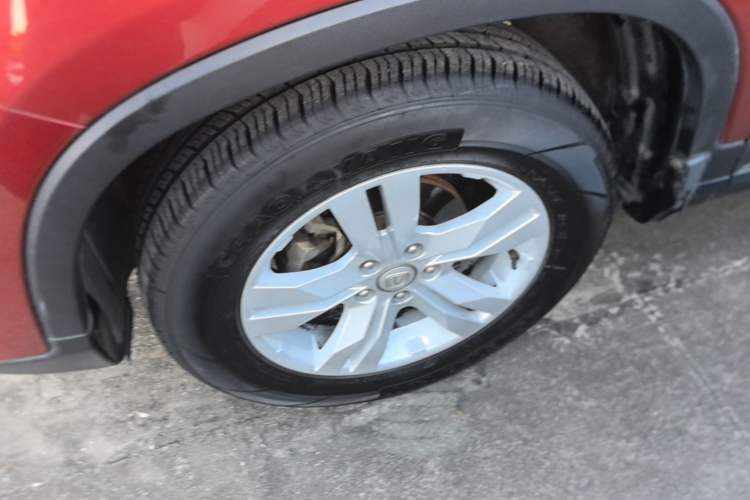 Used CHANGAN CS75 2014 1.8T Automatic Prestige Model China IV Standard Left Front Wheel Hub