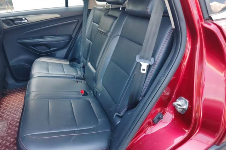 Used CHANGAN CS75 2014 1.8T Automatic Prestige Model China IV Standard Left Rear Seat