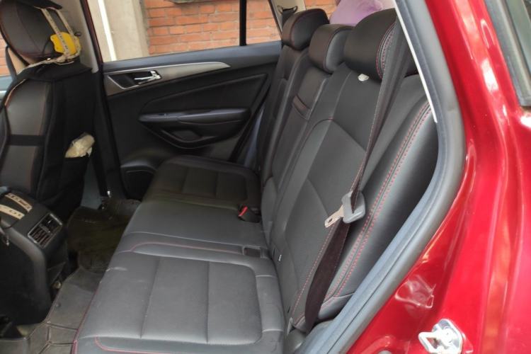 Used CHANGAN CS75 2014 1.8T Automatic Elite Version China V Standard Left Rear Seat