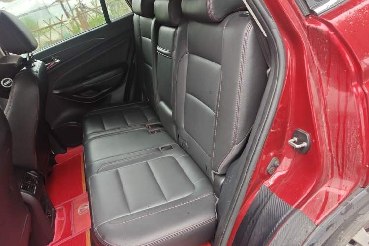 Used CHANGAN CS75 2014 1.8T Automatic Elite Version China V Standard Left Rear Seat
