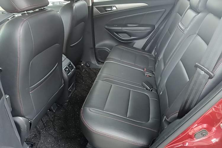 Used CHANGAN CS75 2014 1.8T Automatic Prestige Model China IV Standard Left Rear Seat