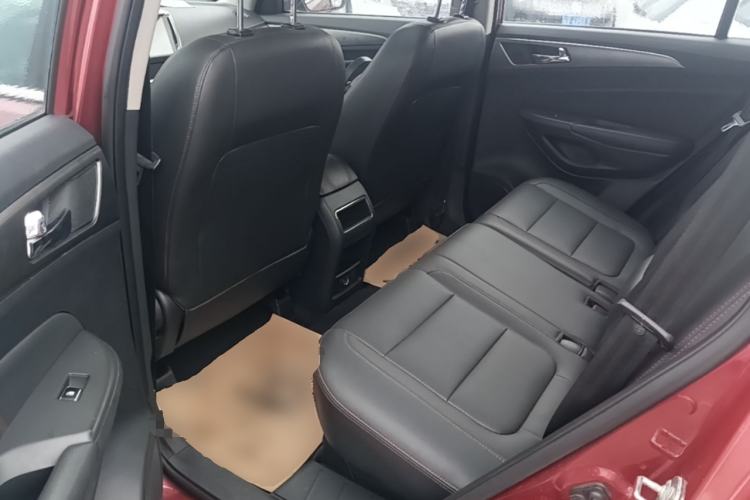 Used CHANGAN CS75 2014 2.0L Manual Luxury Version China IV Standard Left Rear Seat