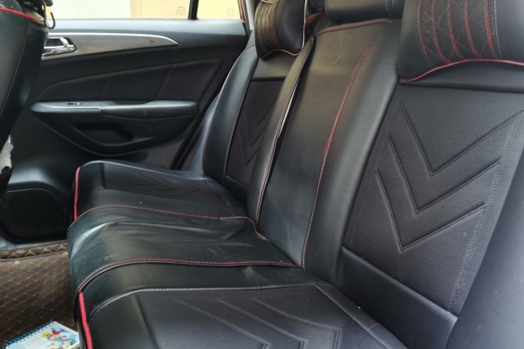 Used CHANGAN CS75 2014 2.0L Manual Leading Version China IV Standard Left Rear Seat