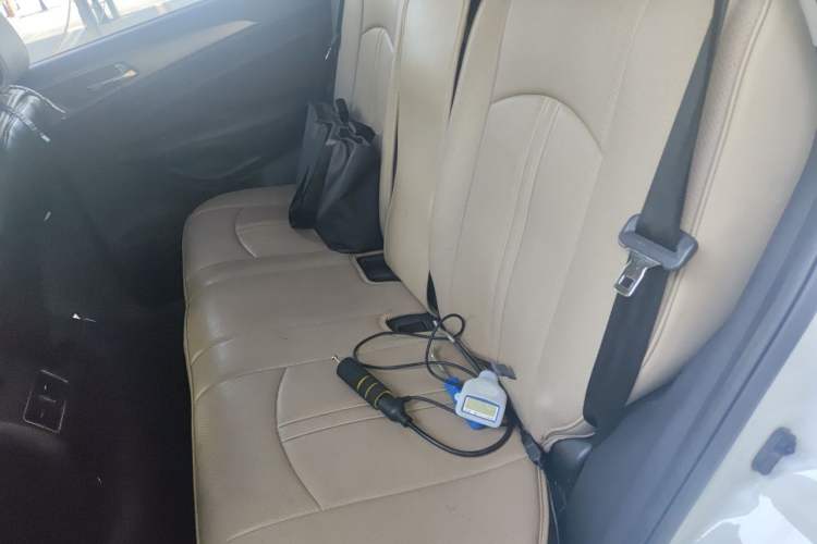 Used CHANGAN CS75 2014 1.8T Automatic Elite Version China V Standard Left Rear Seat