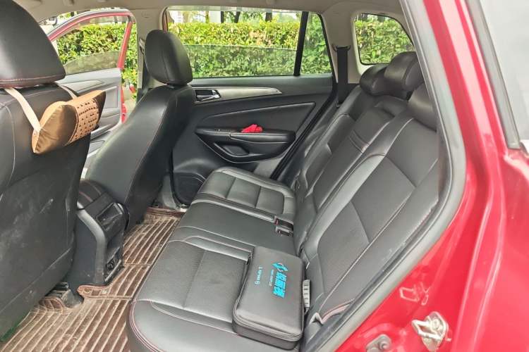 Used CHANGAN CS75 2014 2.0L Manual Luxury Version China IV Standard Left Rear Seat