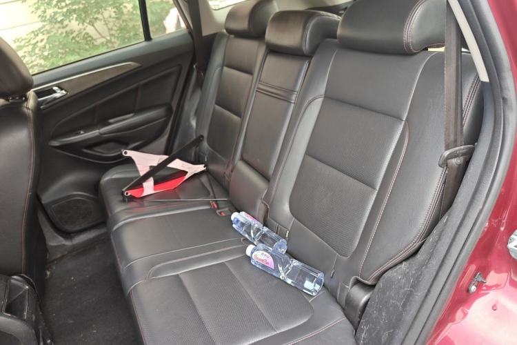 Used CHANGAN CS75 2014 2.0L Manual Luxury Version China IV Standard Left Rear Seat