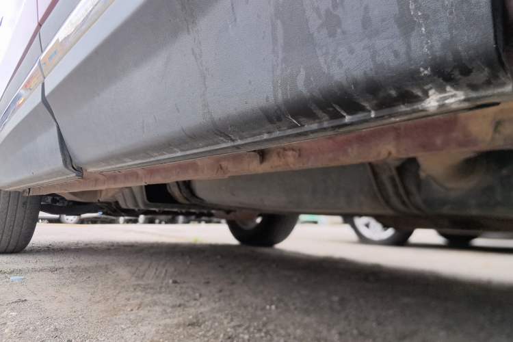 Used CHANGAN CS75 2014 2.0L Manual Leading Version China IV Standard Left Side Sill