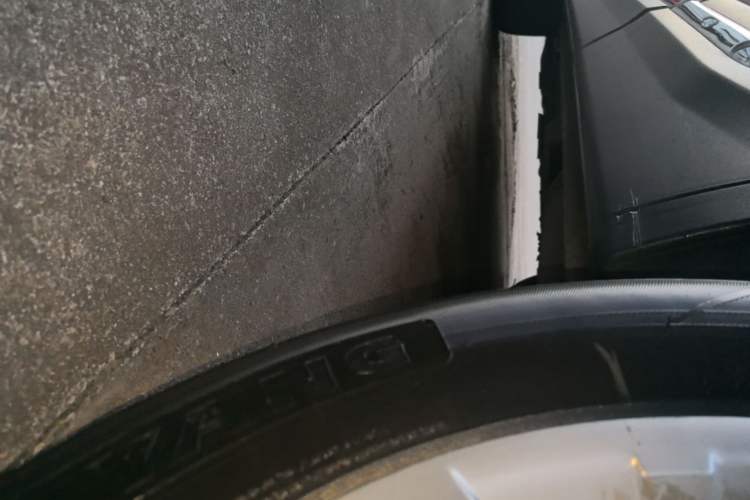 Used CHANGAN CS75 2014 1.8T Automatic Prestige Model China IV Standard Left Side Sill