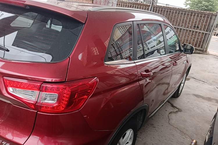 Used CHANGAN CS75 2014 1.8T Automatic Prestige Model China IV Standard Rear Right 45 Deg