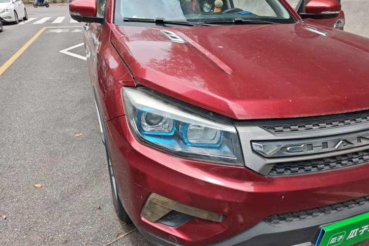 Used CHANGAN CS75 2014 1.8T Automatic Elite Version China V Standard Right Front Headlight