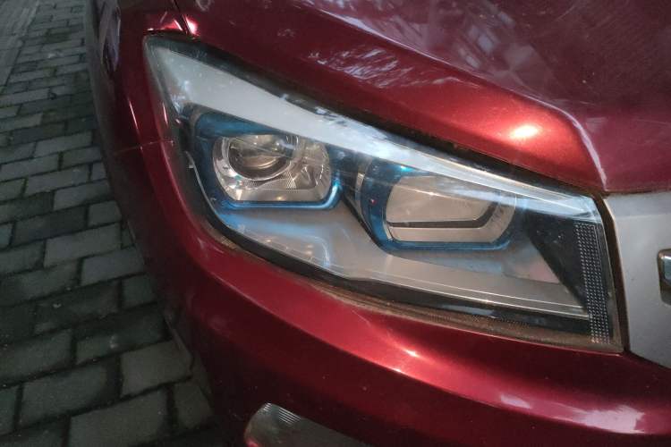 Used CHANGAN CS75 2014 2.0L Manual Luxury Version China IV Standard Right Front Headlight