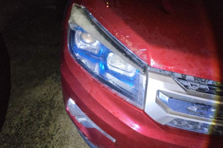 Used CHANGAN CS75 2014 2.0L Manual Leading Version China IV Standard Right Front Headlight