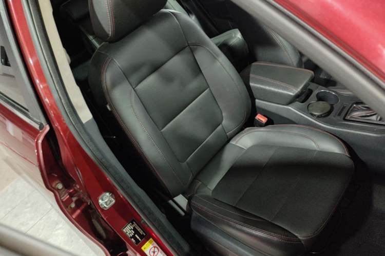 Used CHANGAN CS75 2014 1.8T Automatic Elite Model China IV Standard Right Front Seat