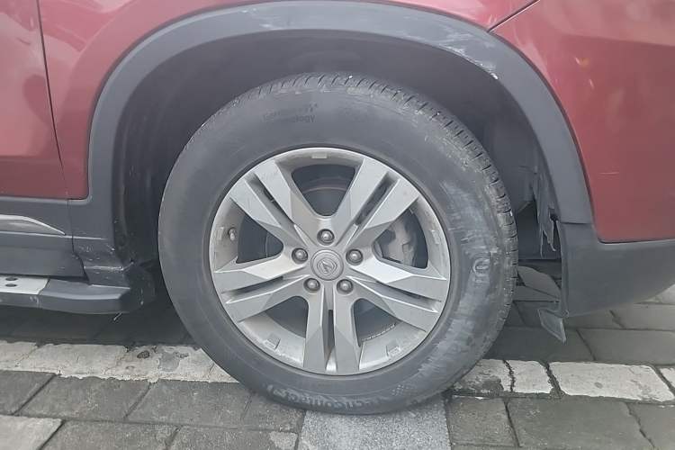 Used CHANGAN CS75 2014 2.0L Manual Luxury Version China IV Standard Right Front Wheel Hub