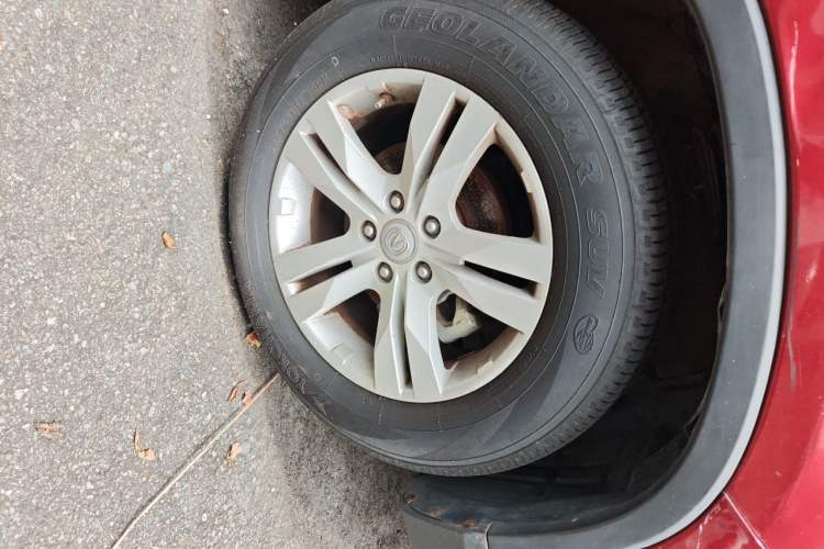 Used CHANGAN CS75 2014 1.8T Automatic Elite Version China V Standard Right Front Wheel Hub