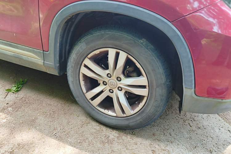 Used CHANGAN CS75 2014 1.8T Automatic Elite Model China IV Standard Right Front Wheel Hub
