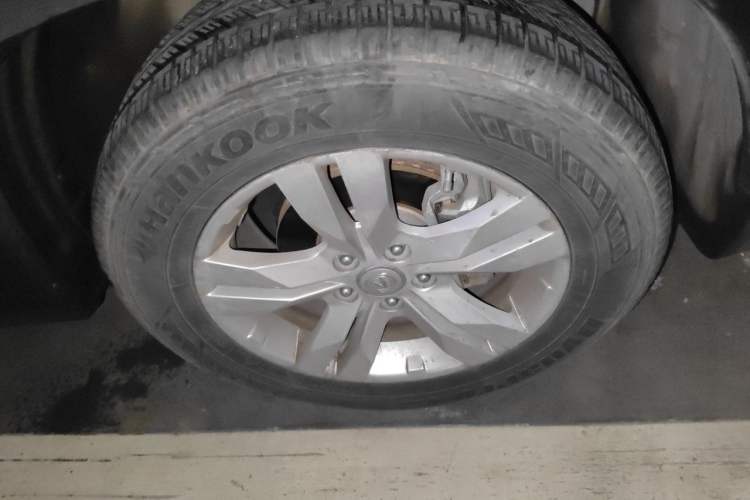 Used CHANGAN CS75 2014 2.0L Manual Luxury Version China IV Standard Right Front Wheel Hub