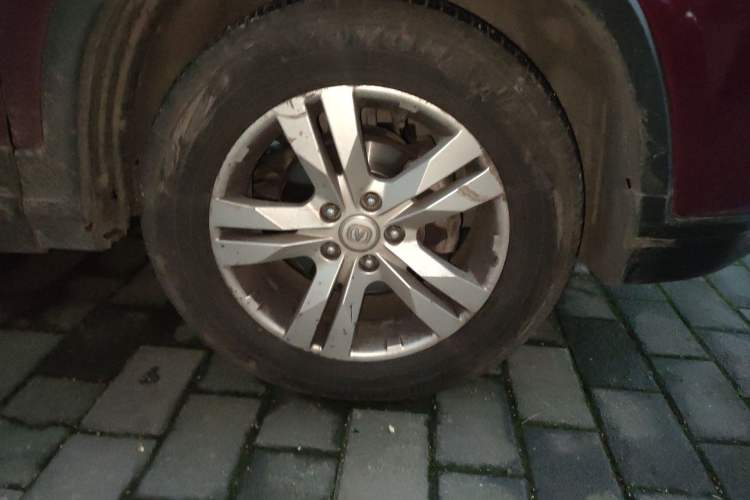 Used CHANGAN CS75 2014 2.0L Manual Luxury Version China IV Standard Right Front Wheel Hub