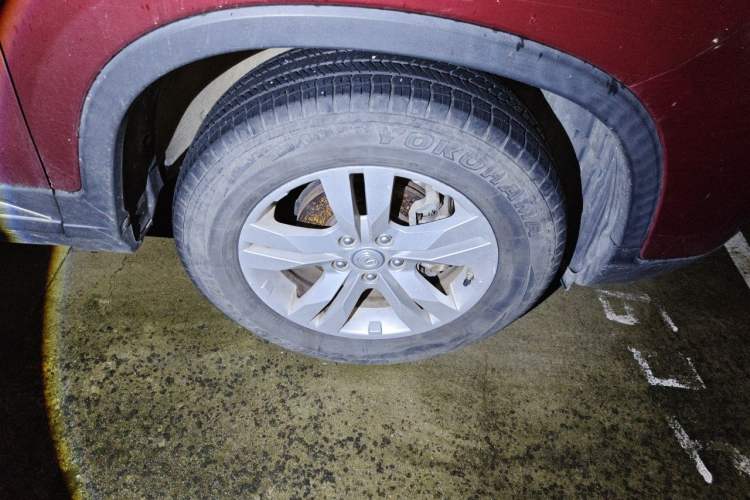Used CHANGAN CS75 2014 2.0L Manual Leading Version China IV Standard Right Front Wheel Hub