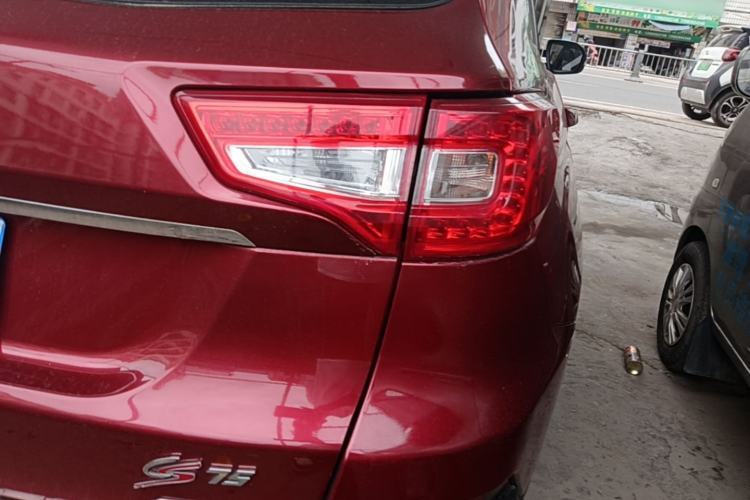 Used CHANGAN CS75 2014 1.8T Automatic Prestige Model China IV Standard Right Rear Taillight