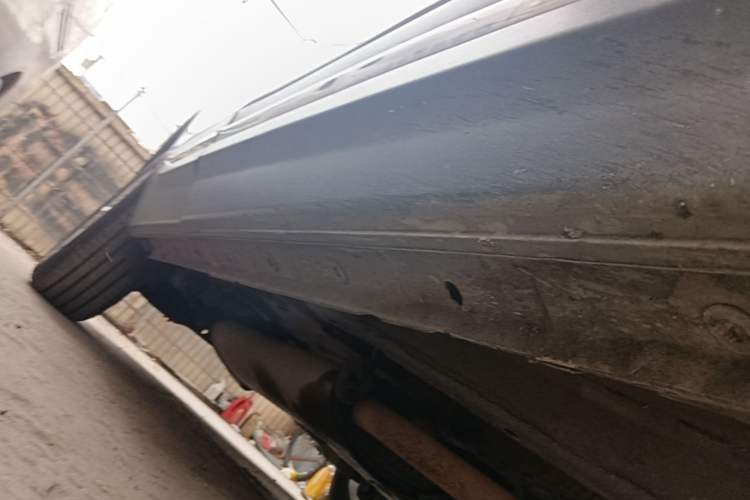 Used CHANGAN CS75 2014 1.8T Automatic Prestige Model China IV Standard Right Side Sill
