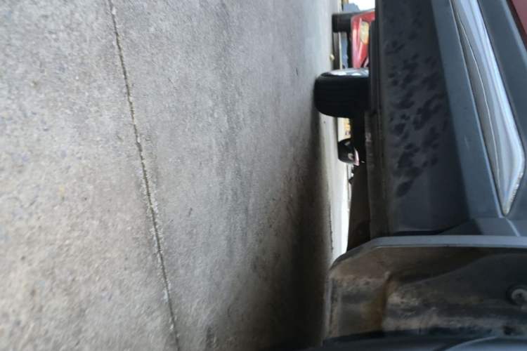 Used CHANGAN CS75 2014 1.8T Automatic Prestige Model China IV Standard Right Side Sill