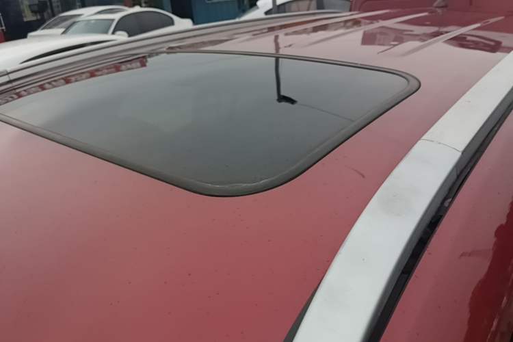 Used CHANGAN CS75 2014 2.0L Manual Luxury Version China IV Standard Roof